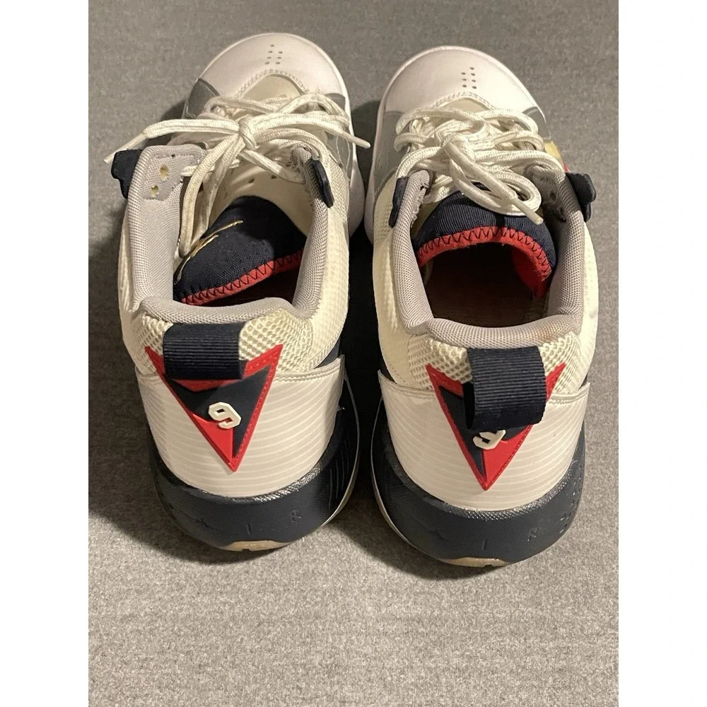 Nike Air Jordan Men's Basketball Shoes Size 9.5 White Gray Red Athletic Sneakers